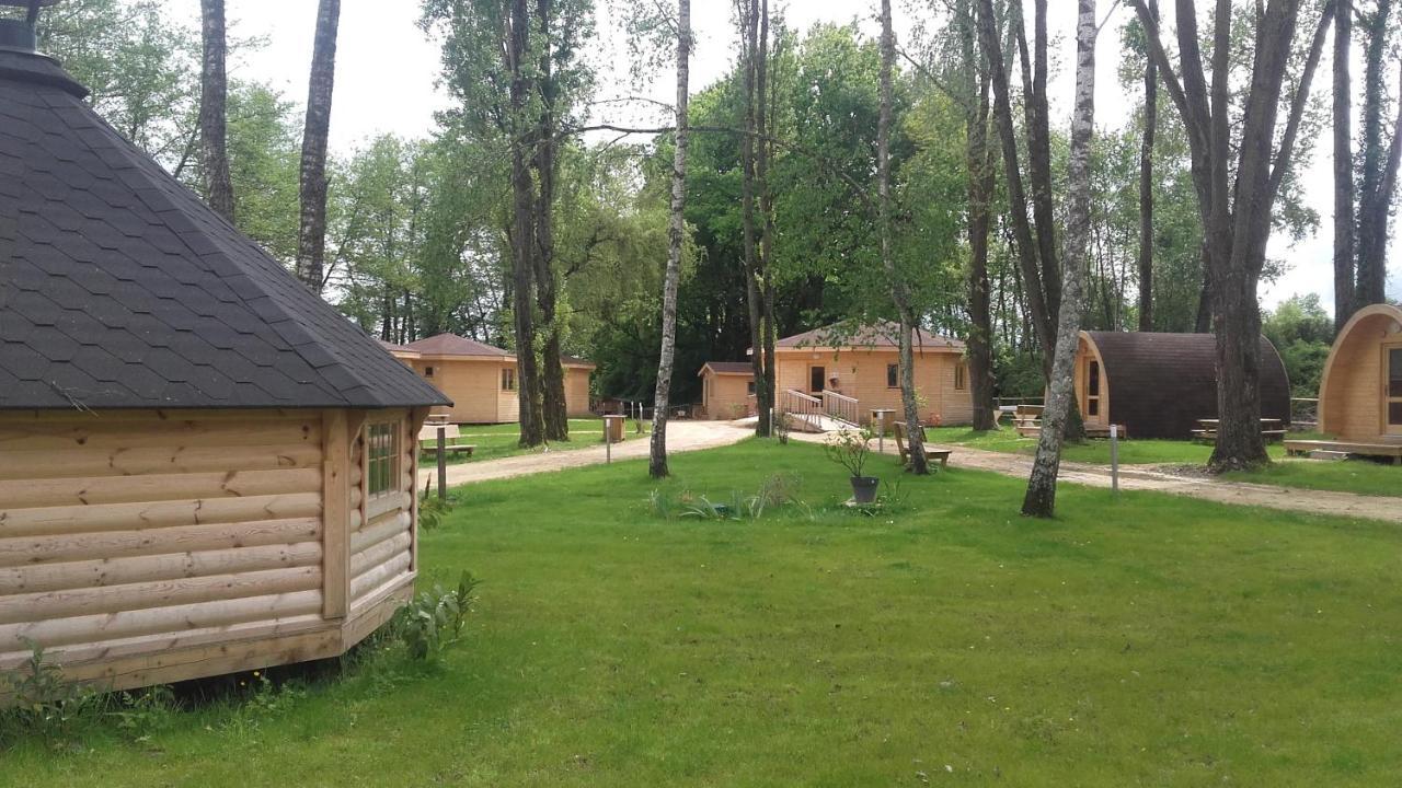 Отель Le Petit Robinson Champvert Экстерьер фото